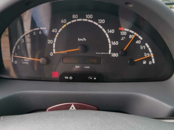 2002 Mercedes-Benz Sprinter, белый, 1550000 рублей - вид 11