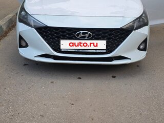 2021 Hyundai Solaris II Рестайлинг, белый, 1100000 рублей, вид 1