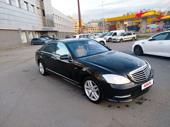 2011 Mercedes-Benz S-Класс 500 V (W221) Рестайлинг, чёрный, 1777000 рублей - вид 2