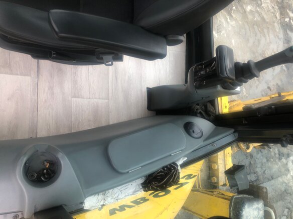 2010 Komatsu WB97S-5, 6100000 рублей - вид 5