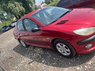 2009 Peugeot 206, красный, 350000 рублей, вид 3