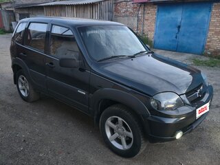2011 Chevrolet Niva I Рестайлинг, чёрный, 470000 рублей, вид 2