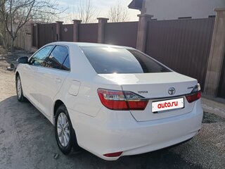 2015 Toyota Camry VII (XV50) Рестайлинг, белый, 2500000 рублей, вид 5