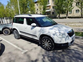 2012 Skoda Yeti I, белый, 900000 рублей, вид 1