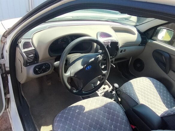 2011 Lada (ВАЗ) Kalina I, белый, 170000 рублей - вид 8