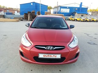2013 Hyundai Solaris I, красный, 880000 рублей, вид 1