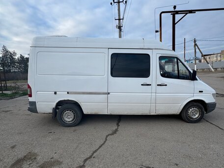 1998 Mercedes-Benz Sprinter, белый, 950000 рублей, вид 2