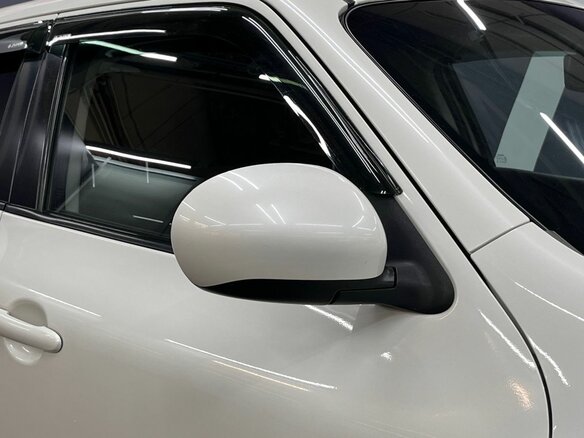 2013 Nissan Juke I, белый - вид 16