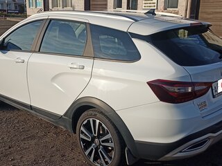 2024 Lada (ВАЗ) Vesta SW Cross I Рестайлинг (NG), белый, 1680000 рублей, вид 3