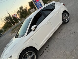 2013 SEAT Leon III, белый, 890000 рублей, вид 4