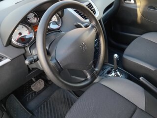 2009 Peugeot 207 I Рестайлинг, белый, 720000 рублей, вид 4