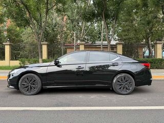 2022 Nissan Altima VI (L34) Рестайлинг, чёрный, 2400000 рублей, вид 3