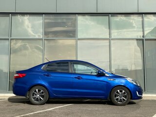 2013 Kia Rio 5-speed III, синий, 440000 рублей, вид 3