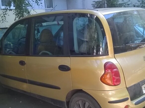 1999 Fiat Multipla I, золотистый - вид 1