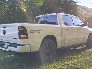 2022 Ram 1500 Crew Cab eTorque V, белый, 7150000 рублей, вид 5