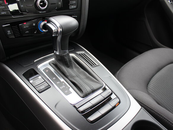 2013 Audi A4 IV (B8) Рестайлинг, коричневый - вид 16