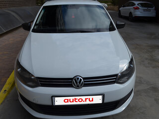 2014 Volkswagen Polo V, белый, 700000 рублей, вид 1