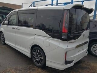 2015 Honda Stepwgn Spada V, белый, 1950000 рублей, вид 4