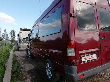 1996 Mercedes-Benz Sprinter, красный, 597922 рублей, вид 3