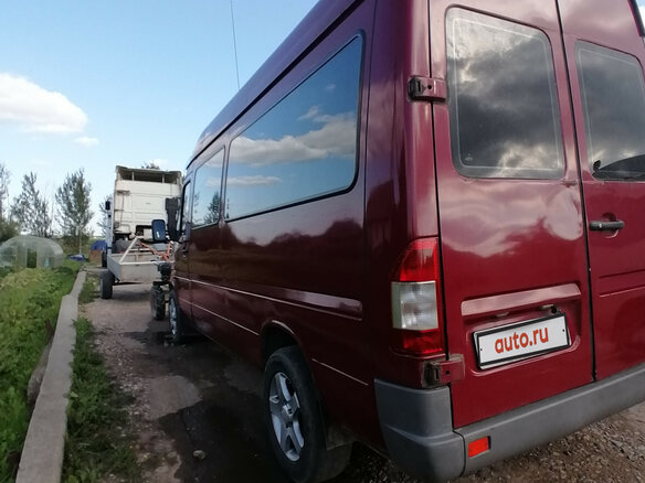 1996 Mercedes-Benz Sprinter, красный, 597922 рублей - вид 2