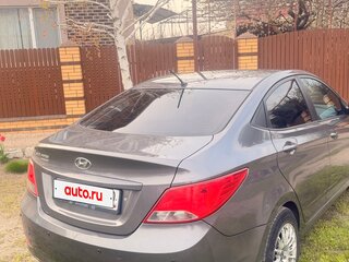 2016 Hyundai Solaris I Рестайлинг, серый, 940000 рублей, вид 3