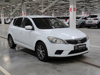 2011 Kia Ceed I Рестайлинг, белый, 535000 рублей, вид 3