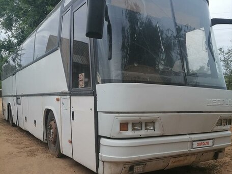 1984 Neoplan Tourliner, белый, 500000 рублей, вид 1