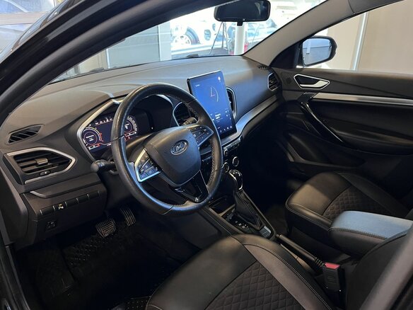 2024 Lada (ВАЗ) Vesta SW I Рестайлинг (NG), чёрный, 1295000 рублей - вид 18