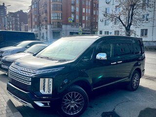 2019 Mitsubishi Delica D:5 I Рестайлинг, чёрный, 3999999 рублей, вид 1