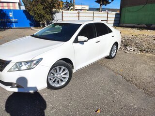 2014 Toyota Camry VII (XV50), белый, 1900000 рублей, вид 3