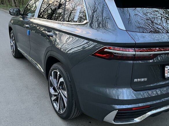 2023 Geely Monjaro (Xingyue L) I, серый, 3630000 рублей - вид 10