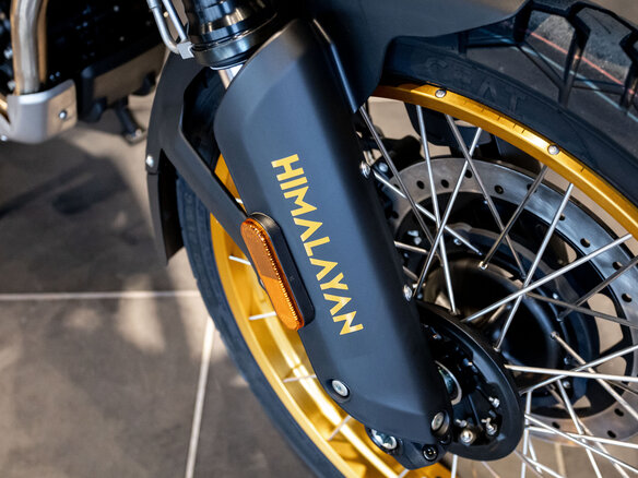 2025 Royal Enfield Himalayan, чёрный, 615000 рублей - вид 20