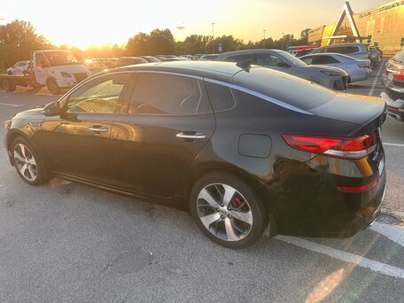 2018 Kia Optima IV Рестайлинг, чёрный, 1799999 рублей, вид 3