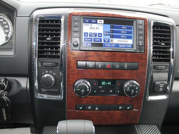 2011 Dodge RAM IV (DS/DJ), чёрный - вид 8