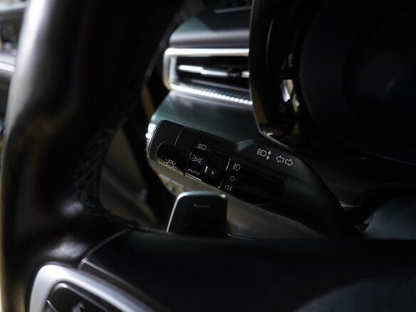 2021 Kia K5 III, чёрный, 2234000 рублей - вид 19
