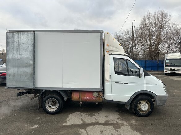 2011 ГАЗ ГАЗель (3302), белый, 1070000 рублей - вид 1