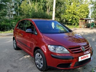 2008 Volkswagen Golf Plus I, красный, 620000 рублей, вид 3