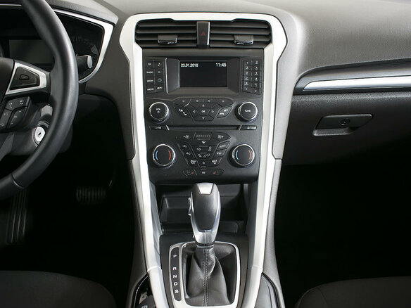 2016 Ford Mondeo V, серебристый - вид 14