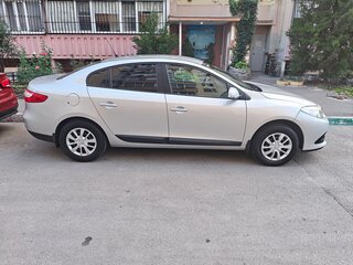 2014 Renault Fluence I Рестайлинг, серый, 800000 рублей, вид 4