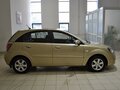 2010 Kia Rio II Рестайлинг, бежевый - вид 4