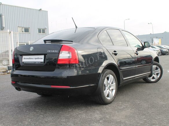2012 Skoda Octavia Czech market II (A5) Рестайлинг, чёрный - вид 2