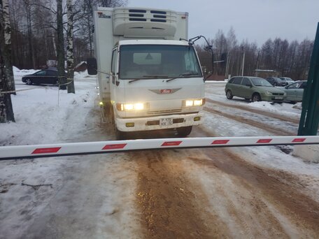 1992 Hino Series 500 (Ranger), бежевый, 1000000 рублей, вид 5