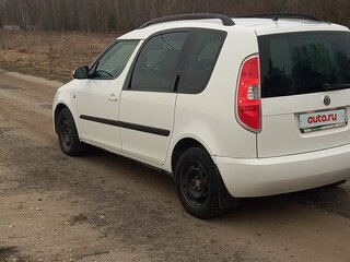 2012 Skoda Roomster I Рестайлинг, белый, 700000 рублей, вид 5