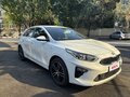 2019 Kia Ceed III, белый, 1800000 рублей
