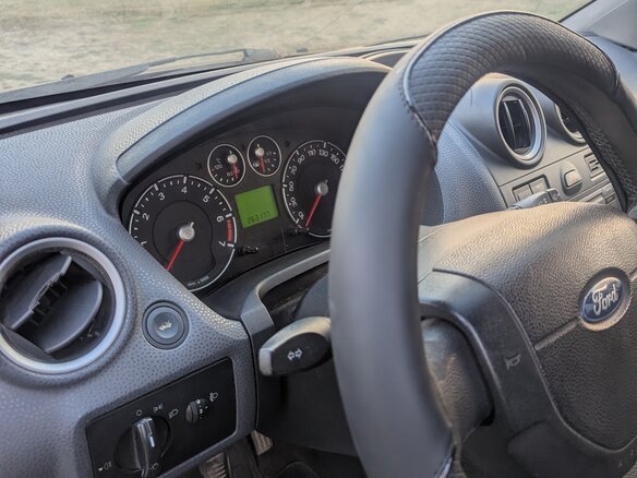 2008 Ford Fiesta Mk5, чёрный, 380000 рублей - вид 10