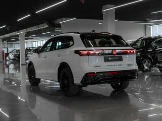 2026 Volkswagen Tiguan L Pro III (China Market), белый, 5050000 рублей, вид 4