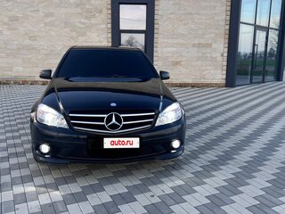 2008 Mercedes-Benz C-Класс 200 III (W204), чёрный, 1700000 рублей, вид 3
