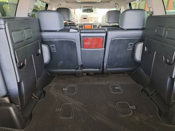 2011 Lexus LX 570 III, чёрный, 2610000 рублей - вид 9