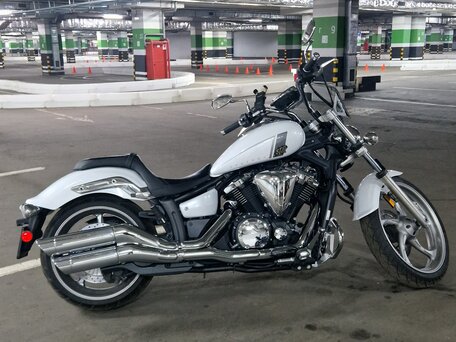 2013 Yamaha XVS1300, белый, 1050000 рублей, вид 3