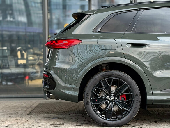 2026 Audi Q5 L III (GU), зелёный, 5900000 рублей - вид 9